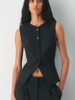 Aritzia Wilfred regal vest heather black (re)ssential fabric size 4 small NWOT